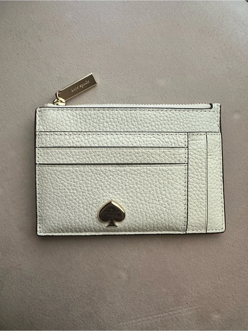 kate spade Pebbled Leather Card Case in White with Gold Hardware